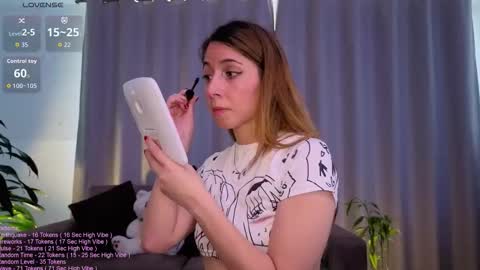 Snapshot of _littlesammy chatting on 02-17-26, 05:41 Sammy online show from 02-17-26, 05:41