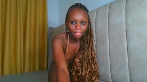 Snapshot of _littlevenus chatting on 09-20-25, 03:02 Littlevenus online show from 09-20-25, 03:02