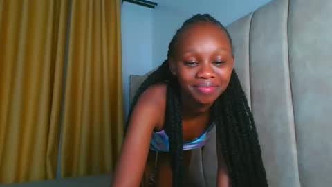 Snapshot of _littlevenus chatting on 10-09-25, 02:20 Littlevenus online show from 10-09-25, 02:20