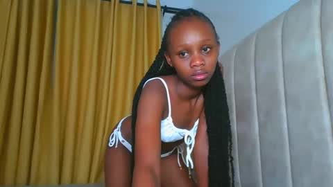 Snapshot of _littlevenus chatting on 10-14-25, 11:16 Littlevenus online show from 10-14-25, 11:16