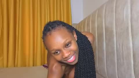 Snapshot of _littlevenus chatting on 11-07-25, 12:05 Littlevenus online show from 11-07-25, 12:05