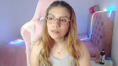 Sofia 3 online show from 07-23-26, 01:58
