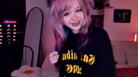 Lolly online show from 11-18-25, 10:31