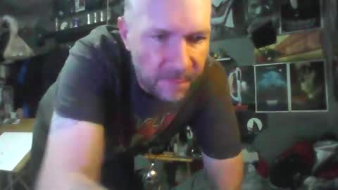 That guy online show from 03-08-26, 04:22