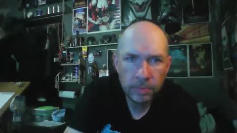 That guy online show from 04-11-26, 05:06