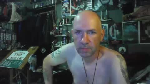 That guy online show from 07-17-26, 03:18