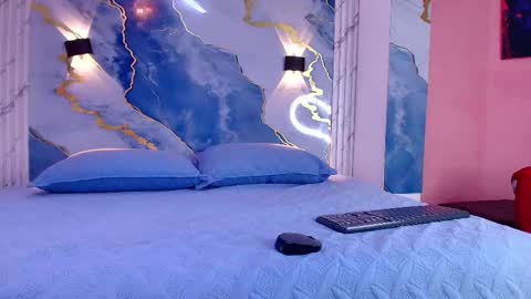 Lorrayne online show from 10-22-25, 12:05