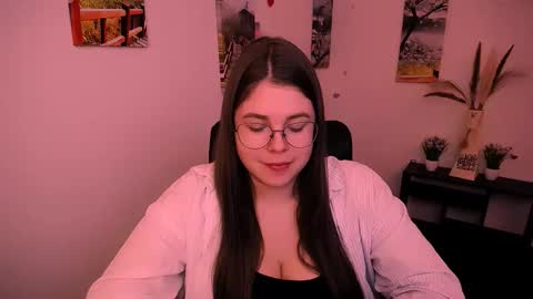 Snapshot of _lovely_mary chatting on 09-18-25, 07:21 Mary online show from 09-18-25, 07:21