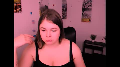 Snapshot of _lovely_mary chatting on 10-07-25, 07:16 Mary online show from 10-07-25, 07:16