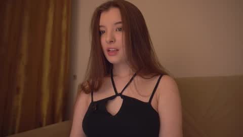 Snapshot of _lovelyen chatting on 09-15-25, 01:05 Alice online show from 09-15-25, 01:05