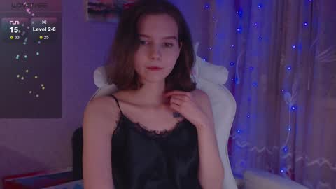 Snapshot of _lovelylu_ chatting on 12-11-24, 07:36 Lu online show from 12-11-24, 07:36