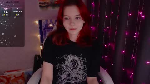 Snapshot of _lovelylu_ chatting on 09-20-25, 07:15 Lu online show from 09-20-25, 07:15