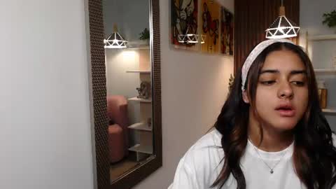 Lucy online show from 07-02-26, 11:05