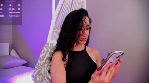  Luna  online show from 02-10-25, 05:52