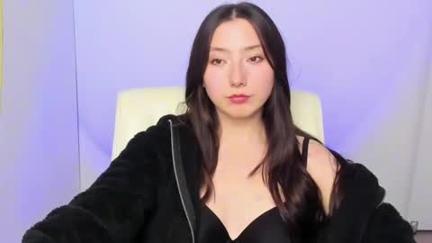 Snapshot of _luna_moon__ chatting on 09-25-25, 11:25 Luna online show from 09-25-25, 11:25