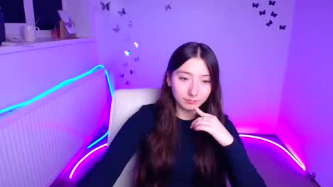 Snapshot of _luna_moon__ chatting on 10-19-25, 11:33 Luna online show from 10-19-25, 11:33