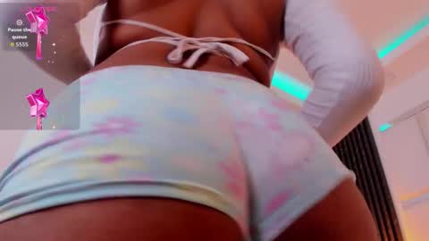 Snapshot of _luna_rossee_ chatting on 03-12-26, 12:06 _luna_rossee_ online show from 03-12-26, 12:06