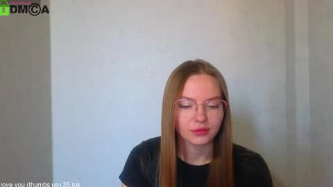 Snapshot of _lysafeta_ chatting on 04-24-26, 04:48 Welcome guys Pleasure to see you all here My name is Lysafeta and MichaelaTip menu is active Private is open online show from 04-24-26, 04:48