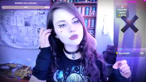 Mia online show from 03-20-26, 03:33