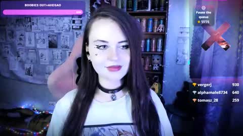 Mia online show from 03-21-26, 08:19