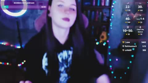 Mia online show from 05-25-26, 07:31