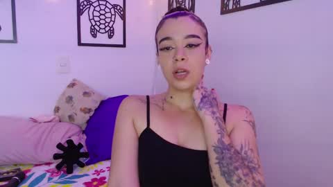 Snapshot of _marcela_wi chatting on 01-21-25, 10:19 Marce  online show from 01-21-25, 10:19