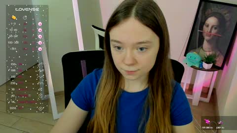 Snapshot of _margoqueen_ chatting on 12-08-24, 09:57 Margo online show from 12-08-24, 09:57