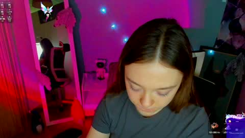 Snapshot of _margoqueen_ chatting on 12-22-24, 07:54 Margo online show from 12-22-24, 07:54