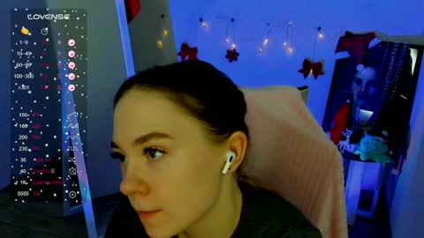 Snapshot of _margoqueen_ chatting on 01-04-25, 09:54 Margo online show from 01-04-25, 09:54