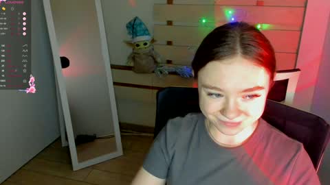 Snapshot of _margoqueen_ chatting on 01-11-25, 10:08 Margo online show from 01-11-25, 10:08