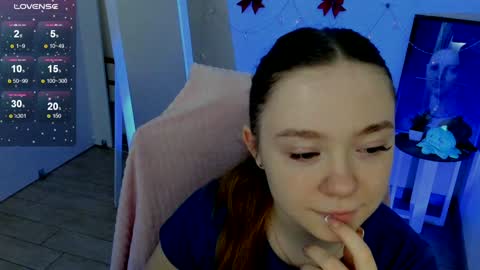 Snapshot of _margoqueen_ chatting on 01-27-25, 09:55 Margo online show from 01-27-25, 09:55