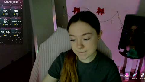 Snapshot of _margoqueen_ chatting on 01-28-25, 10:12 Margo online show from 01-28-25, 10:12
