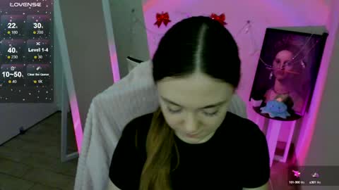 Snapshot of _margoqueen_ chatting on 02-06-25, 03:41 Margo online show from 02-06-25, 03:41
