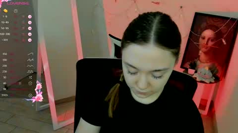 Snapshot of _margoqueen_ chatting on 02-11-25, 07:33 Margo online show from 02-11-25, 07:33