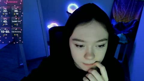 Snapshot of _margoqueen_ chatting on 02-13-25, 07:03 Margo online show from 02-13-25, 07:03