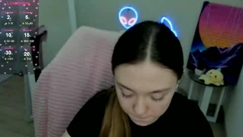 Snapshot of _margoqueen_ chatting on 02-15-25, 10:44 Margo online show from 02-15-25, 10:44