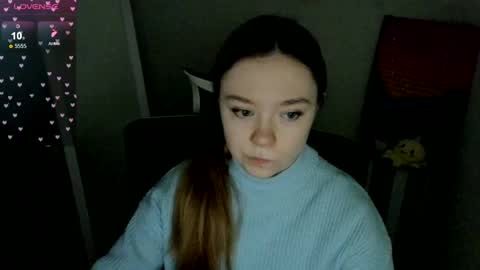 Snapshot of _margoqueen_ chatting on 02-19-25, 07:06 Margo online show from 02-19-25, 07:06