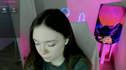 Snapshot of _margoqueen_ chatting on 02-19-25, 10:12 Margo online show from 02-19-25, 10:12