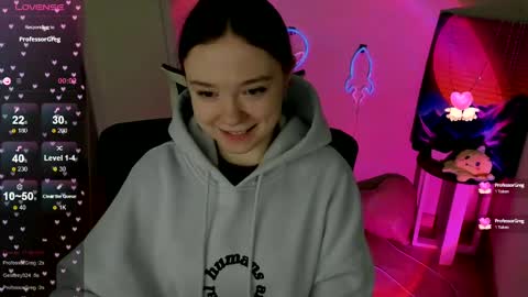 Snapshot of _margoqueen_ chatting on 02-21-25, 10:17 Margo online show from 02-21-25, 10:17