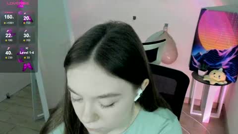Snapshot of _margoqueen_ chatting on 03-03-25, 10:06 Margo online show from 03-03-25, 10:06