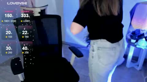 Snapshot of _margoqueen_ chatting on 09-09-25, 06:46 Margo online show from 09-09-25, 06:46