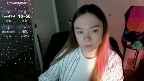 Snapshot of _margoqueen_ chatting on 09-24-25, 06:50 Margo online show from 09-24-25, 06:50