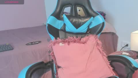 Snapshot of _maria_foxx_ chatting on 06-25-26, 05:50 Maria online show from 06-25-26, 05:50