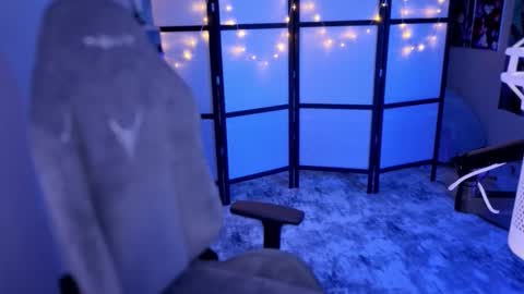 Snapshot of _mariko_ chatting on 09-14-25, 03:22 Mariko online show from 09-14-25, 03:22