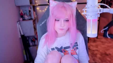 Snapshot of _mariko_ chatting on 11-20-25, 03:45 Mariko online show from 11-20-25, 03:45