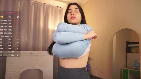  Gwen  online show from 04-27-26, 02:04