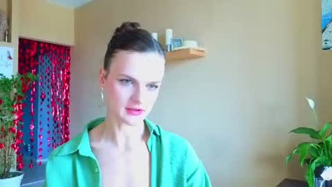 Sophia online show from 08-02-26, 10:03