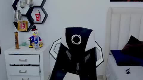 _matthew_santos_ online show from 12-15-24, 10:15