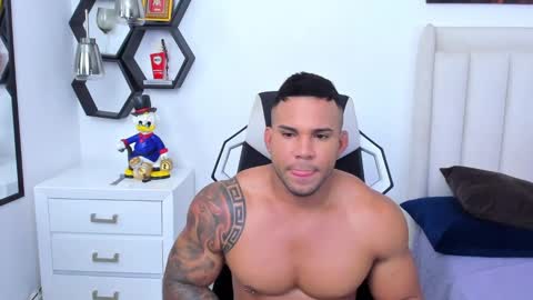 _matthew_santos_ online show from 01-26-25, 03:06