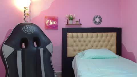 Maya 3 online show from 07-06-26, 01:19